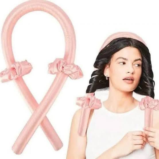 Satin chopstick set + 2 hair clips + plastic gloves