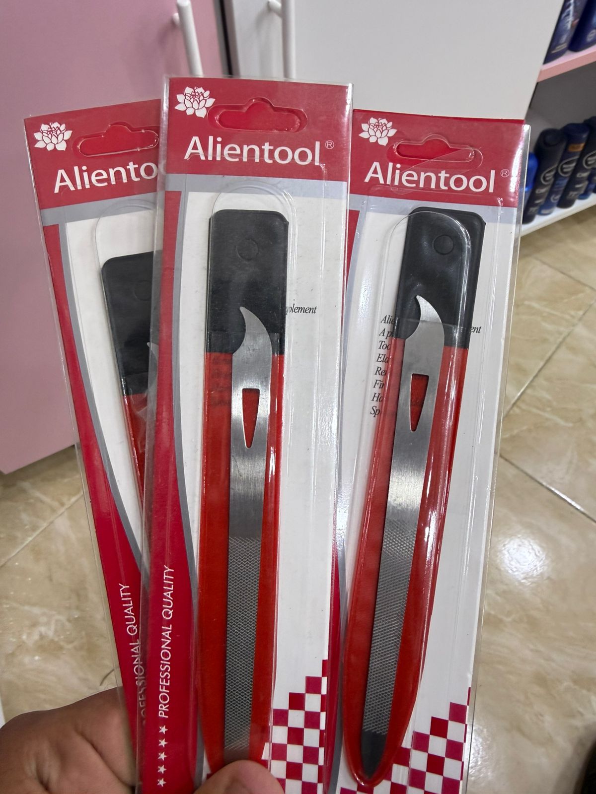 Metal nail file